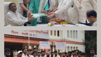 गौ माता के सम्मान में. गौ सेवक उतरे मैदान में-शक्ति जिले में गौ सेवकों ने कलेक्टर के माध्यम से गौ सम्मान आवाहन अभियान के अंतर्गत सौंपा ज्ञापन. कलेक्टर कार्यालय पहुंचे सदस्यों ने एडीएम लकड़ा को दिया ज्ञापन. विद्वान पंडित भोलाशंकर तिवारी सहित गौ सेवक रहे मौजूद kshititech