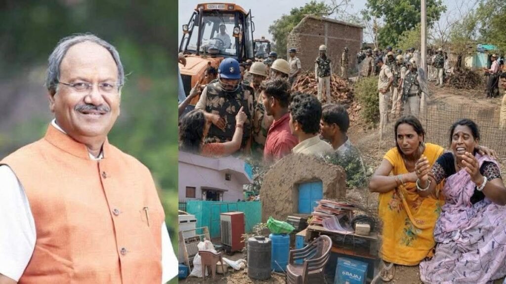नकटी गांव में चले बुलडोजर की घटना ने सरकार एवं सत्ता पक्ष के सांसदों के बीच अंतर्कलह को किया उजागर. सांसद बृजमोहन अग्रवाल भी अपने वायदे के अनुरूप न्याय नहीं दिला सके बेजा कब्जाधारियों को. जीवन भर का मलाल रहेगा बृजमोहन जी को. बृजमोहन द्वारा सीएम को लिखे पत्र के बावजूद 85 परिवारों को कर दिया गया बेदखल नकटी गांव में चले बुलडोजर की घटना ने सरकार एवं सत्ता पक्ष के सांसदों के बीच अंतर्कलह को किया उजागर. सांसद बृजमोहन अग्रवाल भी अपने वायदे के अनुरूप न्याय नहीं दिला सके बेजा कब्जाधारियों को. जीवन भर का मलाल रहेगा बृजमोहन जी को. बृजमोहन द्वारा सीएम को लिखे पत्र के बावजूद 85 परिवारों को कर दिया गया बेदखल kshititech