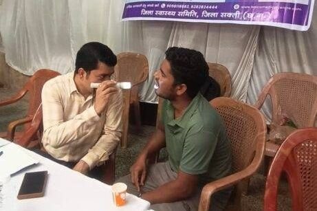 जिला स्वास्थ्य विभाग के सहयोग से 21 जुलाई को शक्ति में बालको मेडिकल सेंटर की पहुंची कैंसर वैन ने करी मरीजों की जांच. नगर पालिका अध्यक्ष श्यामसुंदर अग्रवाल सहित सीएमएचओ मैडम एवं बीएमसी के चिकित्सक रहे मौजूद. नगर पालिका अध्यक्ष अग्रवाल ने कहा- कैंसर जानलेवा बीमारी नहीं. समय पूर्व जानकारी से समुचित इलाज संभव kshititech