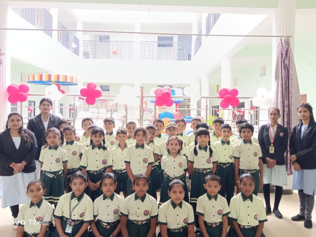 लिटिल फ्लावर इंग्लिश मीडियम हायर सेकेंडरी स्कूल में प्रवेश उत्सव का आयोजन kshititech