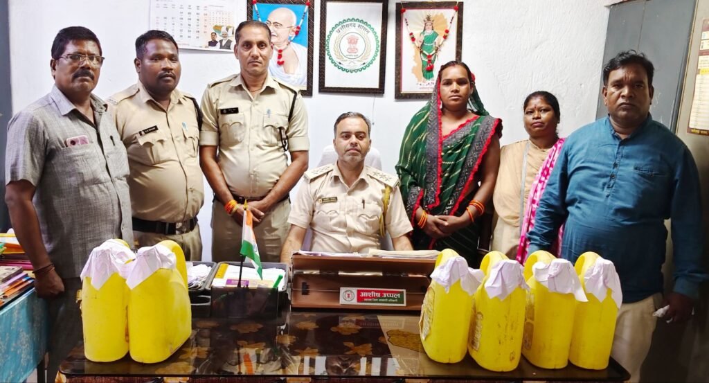 आबकारी विभाग शक्ति की अवैध शराब पर बड़ी कार्यवाही आबकारी विभाग शक्ति की अवैध शराब पर बड़ी कार्यवाही kshititech