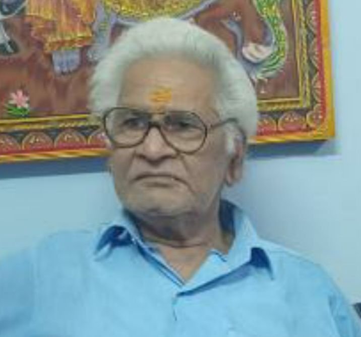 नहीं रहे शक्ति के श्री चंदन सिंह गबेल जी (चिखलरौंदा वाले)। आदर्श कुमार गबेल के पूज्य पिताजी एवं व्याख्याता श्रीमती कमलादपी गबेल के ससुर जी थे चंदन सिंह जी. 3 जुलाई को सुबह 10:00 बजे मुक्तिधाम शक्ति में होगा अंतिम संस्कार kshititech