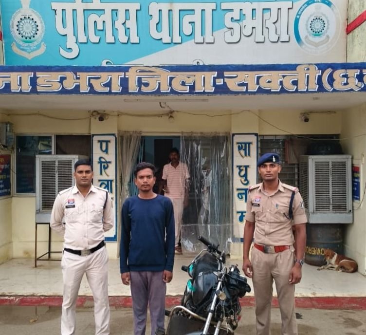 झपटमारी कर पैसे छीनने वाले एक बालिक और दो विधि से संघर्षरत अपचारि बालको को पकड़ने मे थाना डभरा पुलिस को मिली सफलता kshititech