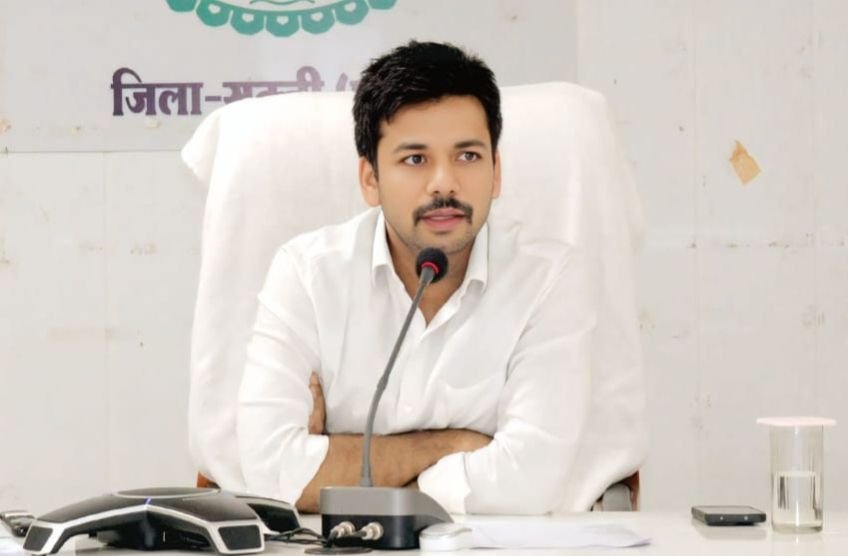 जिला पंचायत शक्ति के सीईओ जैन साहब ने ली टीएल की मीटिंग. विभागीय अधिकारियों से करी योजनाओं की समीक्षा. जन दर्शन में सुनी जैन साहब ने आम जनों की समस्याये जिला पंचायत शक्ति के सीईओ जैन साहब ने ली टीएल की मीटिंग. विभागीय अधिकारियों से करी योजनाओं की समीक्षा. जन दर्शन में सुनी जैन साहब ने आम जनों की समस्याये kshititech
