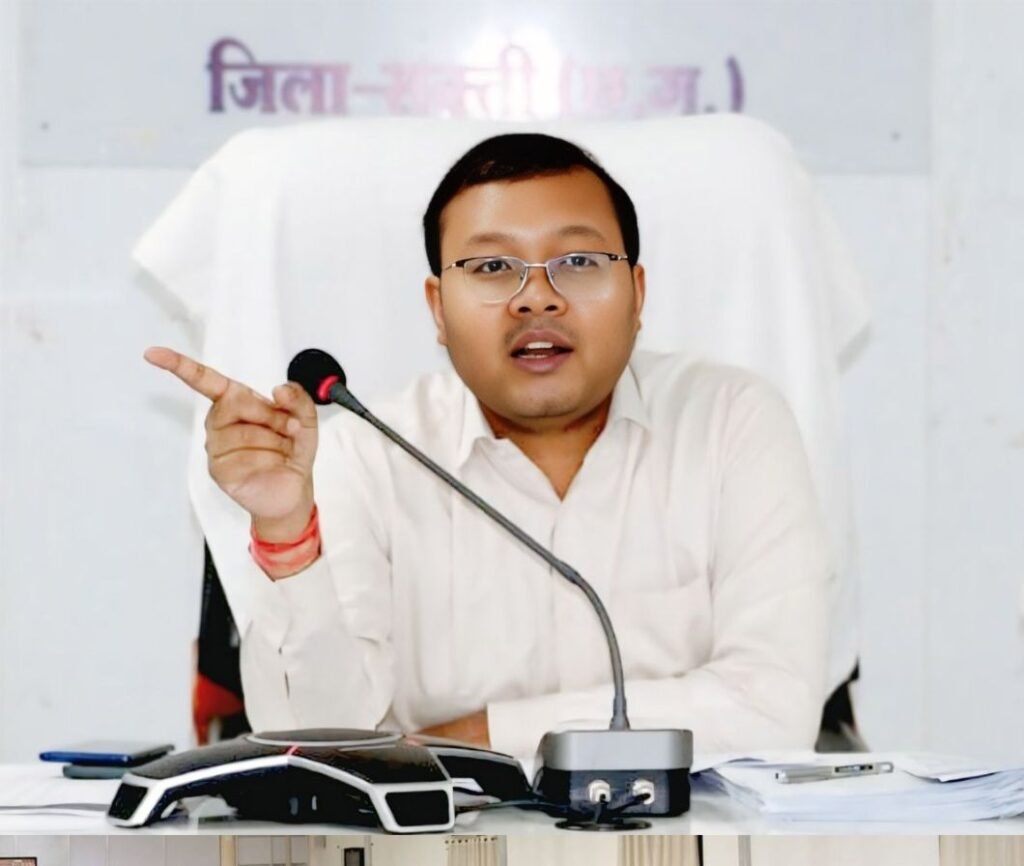 शक्ति जिले में स्वतंत्रता दिवस का होगा भव्य रूप से आयोजन. कलेक्टर तोपनों ने मंगलवार को समय सीमा की बैठक में दिए निर्देश. जिले में खाद भंडारण की व्यवस्थाओं पर करी चर्चा. कलेक्टर साहब ने राजस्व अधिकारियों को भी दिए राजस्व मामलों के त्वरित निराकरण के निर्देश kshititech