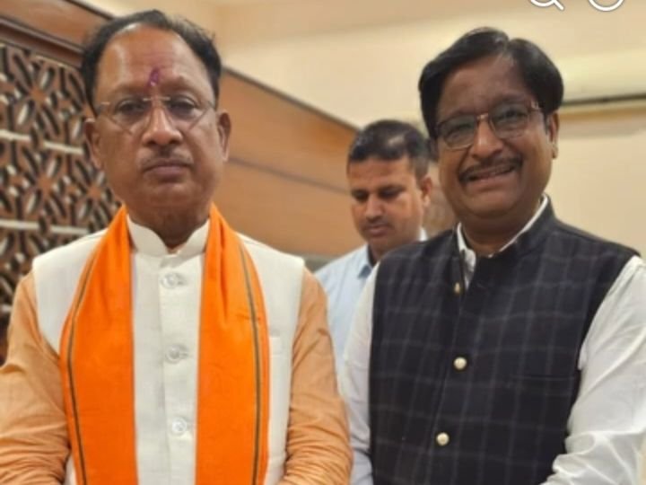 छत्तीसगढ़ प्रांतीय अग्रवाल संगठन की मांग पर सेठ किरोड़ीमल छत्तीसगढ़ इंस्टीट्यूट ऑफ टेक्नोलॉजी, रायगढ़ का नाम किया गया पुनर्स्थापित.प्रदेश अध्यक्ष डॉ अशोक अग्रवाल ने किया मुख्यमंत्री जी का धन्यवाद. 26 जुलाई को जारी किया शासन ने आदेश. डॉ अशोक अग्रवाल ने कहा जन भावनाओं का हुआ बड़ा सम्मान kshititech