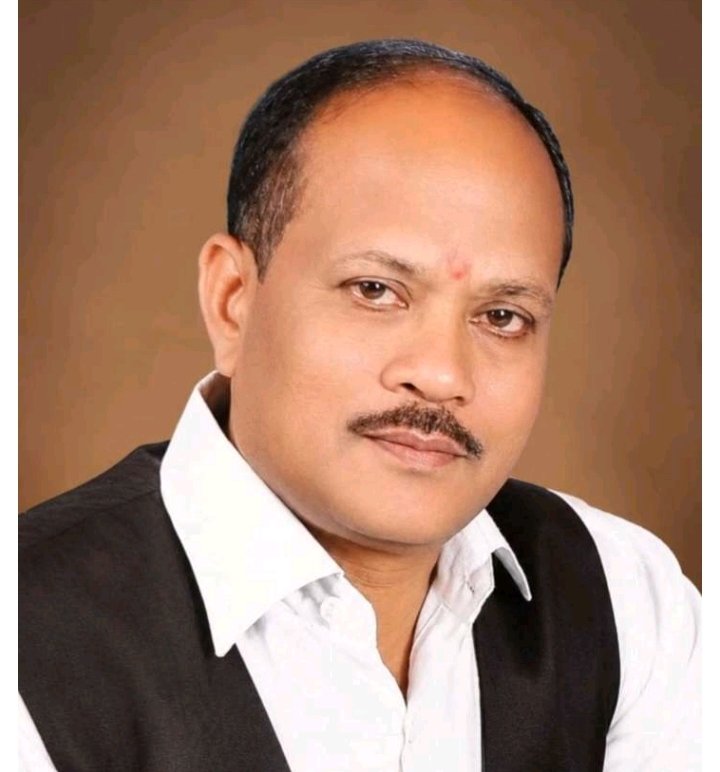नहीं रहे सेवानिवृत्ति प्रधान पाठक रामकुमार राठौर. इलाज के दौरान रायपुर में हुआ निधन. 14 अगस्त को सुबह 9:00 बजे गिरी ग्राम पोरथा में होगा अंतिम संस्कार. तिरुपति बस के संचालक श्याम राठौर एवं छत्रपाल राठौर के ज्येष्ठ भ्राता थे रामकुमार जी kshititech