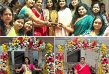 ऐतिहासिक आयोजन-शक्ति की महिला जागृति शाखा का संपन्न हुआ सावन तीज महोत्सव.पारंपरिक वेशभूषा में पहुंची महिलाएं. विभिन्न प्रतिस्पर्धाओं के बीच लजीज व्यंजन एवं सम्मान का भी हुआ कार्यक्रम. मारवाड़ी समाज की नई नवेली बहू बेटियों का भी हुआ सम्मान. 13 अगस्त को हटरी धर्मशाला में आयोजित&nbsp; था कार्यक्रम kshititech