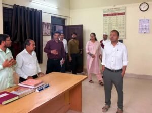 अमृत विकास तोपनो ने किया मुंगेली जिले के कलेक्टर का पदभार ग्रहण. कलेक्ट्रेट कार्यालय का किया निरीक्षण अमृत विकास तोपनो ने किया मुंगेली जिले के कलेक्टर का पदभार ग्रहण. कलेक्ट्रेट कार्यालय का किया निरीक्षण kshititech