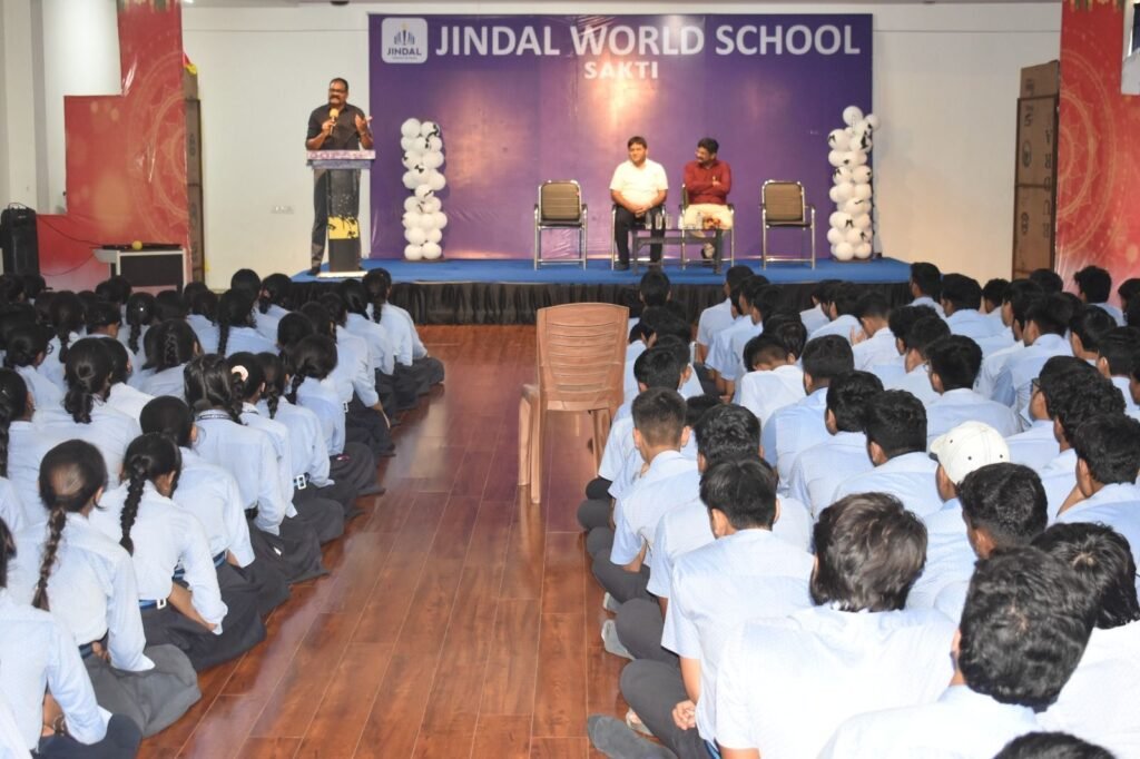 जिला पुलिस अधीक्षक के मुख्य आतिथ्य में शक्ति के जिंदल वर्ल्ड स्कूल में सड़क सुरक्षा एवं साइबर जागरूकता कार्यक्रम संपन्न. विद्यालय के डायरेक्टर रवि जिंदल भी रहे मौजूद. एसपी साहब ने की विद्यालय की शिक्षा व्यवस्था की प्रशंसा जिला पुलिस अधीक्षक के मुख्य आतिथ्य में शक्ति के जिंदल वर्ल्ड स्कूल में सड़क सुरक्षा एवं साइबर जागरूकता कार्यक्रम संपन्न. विद्यालय के डायरेक्टर रवि जिंदल भी रहे मौजूद. एसपी साहब ने की विद्यालय की शिक्षा व्यवस्था की प्रशंसा kshititech