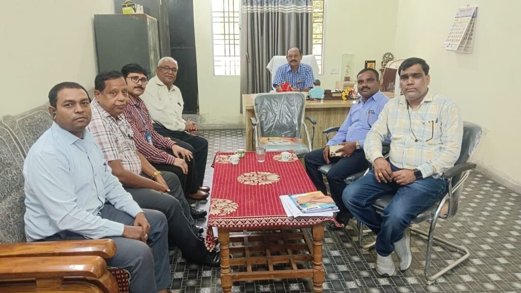 रासेयों की जिला सलाहकार समिति की प्रथम बैठक संपन्न. जिला संगठक डॉक्टर सोमेश कुमार घिटोड़े भी रहे मौजूद. भविष्य की कार्य योजना हुई तैयार kshititech