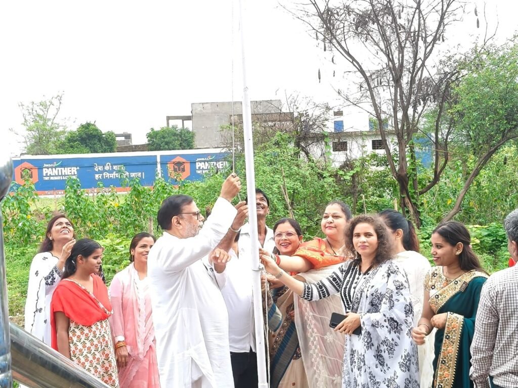 शक्ति के दृष्टि बाधित विशेष विद्यालय में मांगेराम अग्रवाल ने किया ध्वजारोहण. नेत्रहीन बालकों का किया उत्साह वर्धन. सर्व दिव्यांग कल्याण संघ की बिंदेश्वरी आदिले भी रही मौजूद शक्ति के दृष्टि बाधित विशेष विद्यालय में मांगेराम अग्रवाल ने किया ध्वजारोहण. नेत्रहीन बालकों का किया उत्साह वर्धन. सर्व दिव्यांग कल्याण संघ की बिंदेश्वरी आदिले भी रही मौजूद kshititech