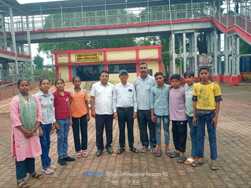 राज्य स्तरीय प्रतियोगिता में अपनी प्रतिभा का जौहर दिखाएंगे शक्ति जिले के खिलाड़ी-26वीं राज्य स्तरीय शालेय क्रीड़ा प्रतियोगिता में सक्ती जिले के 8 खिलाड़ियों का हुआ चयन। जिला शिक्षा अधिकारी डॉ कुमुदिनी बाघ द्विवेदी ने दी सभी चयनित खिलाड़ियों को बधाई राज्य स्तरीय प्रतियोगिता में अपनी प्रतिभा का जौहर दिखाएंगे शक्ति जिले के खिलाड़ी-26वीं राज्य स्तरीय शालेय क्रीड़ा प्रतियोगिता में सक्ती जिले के 8 खिलाड़ियों का हुआ चयन। जिला शिक्षा अधिकारी डॉ कुमुदिनी बाघ द्विवेदी ने दी सभी चयनित खिलाड़ियों को बधाई kshititech