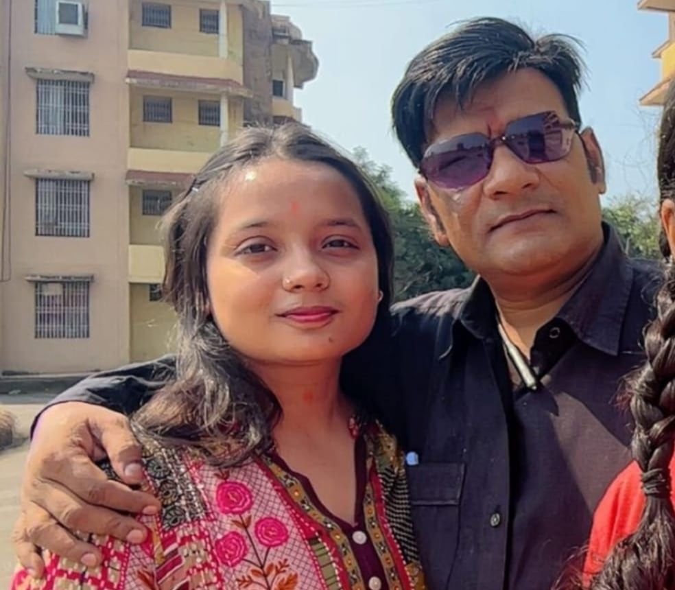 शतरंज के मास्टर-न्यायालय में पदस्थ स्टेनोग्राफर नवीन जायसवाल एवं उनकी बिटिया महिमा करेंगे अंतरराष्ट्रीय शतरंज प्रतियोगिता में भारत का प्रतिनिधित्व. द्वितीय अपर जिला एवं सत्र न्यायालय शक्ति में पदस्थ है नवीन शतरंज के मास्टर-न्यायालय में पदस्थ स्टेनोग्राफर नवीन जायसवाल एवं उनकी बिटिया महिमा करेंगे अंतरराष्ट्रीय शतरंज प्रतियोगिता में भारत का प्रतिनिधित्व. द्वितीय अपर जिला एवं सत्र न्यायालय शक्ति में पदस्थ है नवीन kshititech