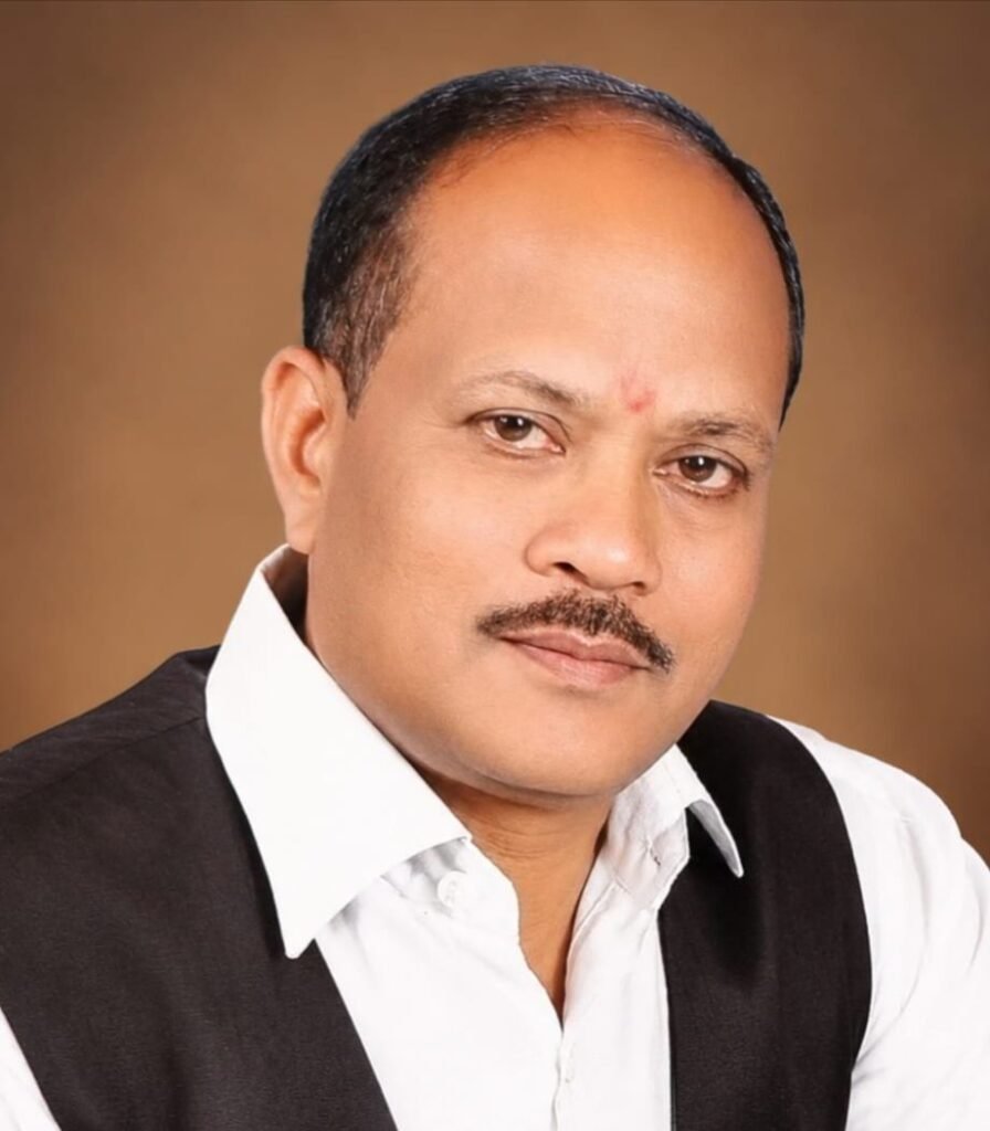 नहीं रहे सेवानिवृत्ति प्रधान पाठक रामकुमार राठौर. इलाज के दौरान रायपुर में हुआ निधन. 14 अगस्त को सुबह 9:00 बजे गिरी ग्राम पोरथा में होगा अंतिम संस्कार. तिरुपति बस के संचालक श्याम राठौर एवं छत्रपाल राठौर के ज्येष्ठ भ्राता थे रामकुमार जी kshititech
