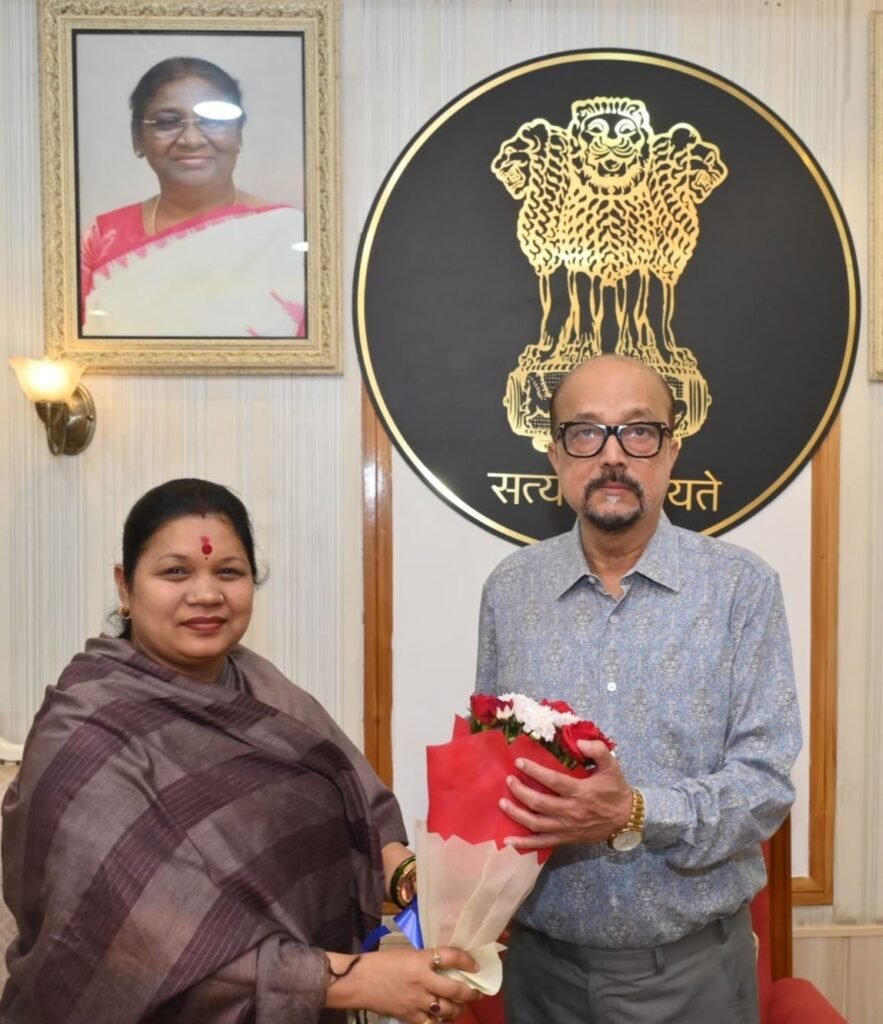 सांसद कमलेश जांगड़े ने करी प्रदेश के महामहिम राज्यपाल रमन डेका एवं विधानसभा अध्यक्ष डॉ रमन सिंह से मुलाकात. आजादी की 80 वीं वर्षगांठ की भी दी शुभकामनाएं सांसद कमलेश जांगड़े ने करी प्रदेश के महामहिम राज्यपाल रमन डेका एवं विधानसभा अध्यक्ष डॉ रमन सिंह से मुलाकात. आजादी की 80 वीं वर्षगांठ की भी दी शुभकामनाएं kshititech