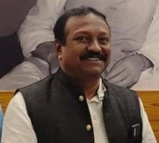 केंद्र सरकार की नीतियों पर भड़के महामंत्री जी-मंहगाई की मार, शक्कर भी 60 पार—किसका कमाल ? - कन्हैया।निर्यात कुप्रबंधन और एथेनॉल नीति के कारण बेकाबू हुए शक्कर के दाम: कन्हैया अग्रवाल वरिष्ठ महामंत्री छत्तीसगढ़ प्रदेश कांग्रेस कमेटी रायपुर kshititech