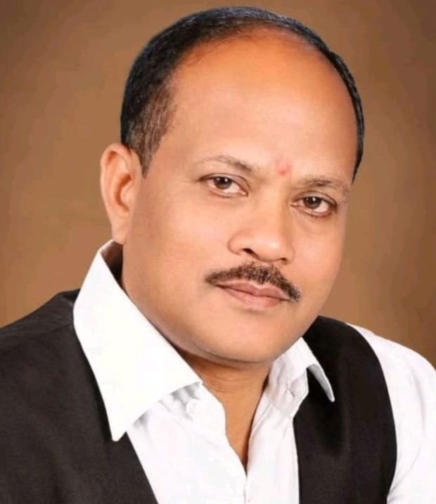 23 अगस्त को पोरथा में होगा स्वर्गीय रामकुमार राठौर का दशकर्म एवं चंदन पान कार्यक्रम. पोरथा के प्रतिष्ठित नागरिक हीराधर राठौर. डॉक्टर मेदनी राठौर।श्याम कुमार राठौर एवं छत्रपाल राठौर के भाई थे रामकुमार जी. छत्तीसगढ़ विधानसभा के नेता प्रतिपक्ष डॉ चरण दास महंत ने भी उनके निवास पर पहुंचकर दी श्रद्धांजलि 23 अगस्त को पोरथा में होगा स्वर्गीय रामकुमार राठौर का दशकर्म एवं चंदन पान कार्यक्रम. पोरथा के प्रतिष्ठित नागरिक हीराधर राठौर. डॉक्टर मेदनी राठौर।श्याम कुमार राठौर एवं छत्रपाल राठौर के भाई थे रामकुमार जी. छत्तीसगढ़ विधानसभा के नेता प्रतिपक्ष डॉ चरण दास महंत ने भी उनके निवास पर पहुंचकर दी श्रद्धांजलि kshititech