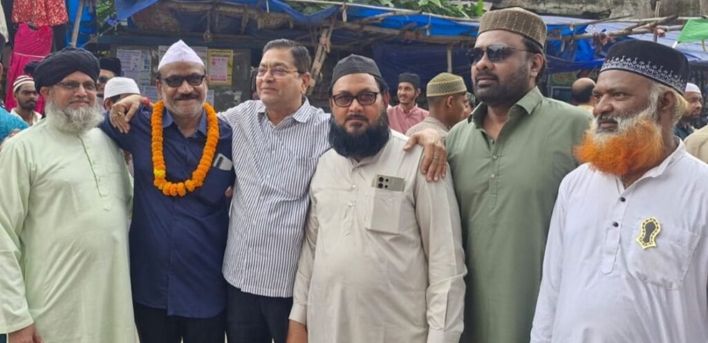 अग्रवाल सभा अध्यक्ष श्याम सुंदर ने दिया भाईचारा का संदेश- मुस्लिम समाज के जुलूस का किया जोरदार स्वागत.गले मिल कर दी समाज बंधुओ को ईद मिलादुन्नबी की बधाई. स्वागत सत्कार से अभिभूत हुआ मुस्लिम समाज अग्रवाल सभा अध्यक्ष श्याम सुंदर ने दिया भाईचारा का संदेश- मुस्लिम समाज के जुलूस का किया जोरदार स्वागत.गले मिल कर दी समाज बंधुओ को ईद मिलादुन्नबी की बधाई. स्वागत सत्कार से अभिभूत हुआ मुस्लिम समाज kshititech