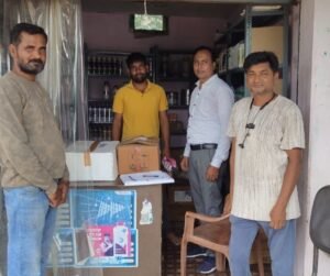 कृषि उपसंचालक में फिर करी बड़ी कार्रवाई-शक्ति जिले के दीपक कृषि केन्द्र पेण्डरूंवा एवं भानु कृषि केन्द्र अमलडीहा, विकास खण्ड-डभरा के विक्रय केन्द्रों के द्वारा अनियमितता पाये जाने पर किया गया विक्रय प्रतिबंध. कलेक्टर जयश्री जैन के निर्देशन में किसानों को गुणवत्ता युक्त कीटनाशक दवा उपलब्ध करवाने हो रही लगातार कार्रवाई kshititech