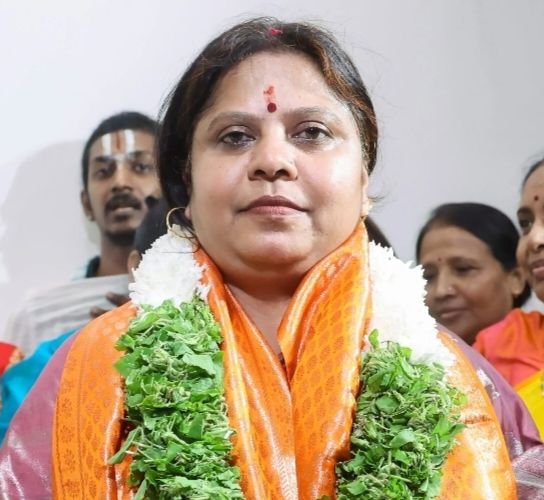 राष्ट्रीय अध्यक्ष बनने के बाद पहली बार रायपुर पहुंचेंगी रूपकुमारी चौधरी, महिला मोर्चा करेगा भव्य स्वागत, तैयारी को लेकर प्रदेश अध्यक्ष ने की वर्चुअल बैठक.प्रियंका गिरी ने दी जानकारी. प्रदेश बरसे रायपुर पहुंचेंगी महिला मोर्चा कीबहाने kshititech