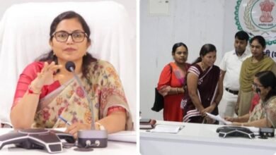 संवेदनशील है कलेक्टर-कलेक्टर जयश्री ने कहा- राजस्व विभाग आम जनता से जुड़ा हुआ विभाग। संवेदनशीलता के साथ अधिकारी जनता की समस्याओं का करें त्वरित निराकरण. जनदर्शन में जय श्री जैन ने सुनी 21 नागरिकों की समस्याएं. कलेक्टर ने राजस्व अधिकारियों को दिए सख्त निर्देश- आम नागरिकों के छोटे-छोटे राजस्व संबंधी मामलों का करें प्राथमिकता के आधार पर निराकरण kshititech