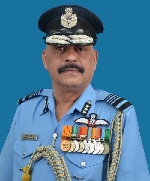 श्री राम जन्मभूमि मंदिर ट्रस्ट अयोध्या के सीईओ नियुक्त किए गए पूर्व एयर मार्शल जितेंद्र मिश्रा. ट्रस्ट में तीन नए सदस्यों की भी हुई नियुक्ति.जांजगीर चांपा लोकसभा की सांसद कमलेश जांगड़े ने दी बधाई. सांसद जी ने कहा- श्री राम जन्मभूमि ट्रस्ट को मिलेगी और अधिक मजबूती kshititech