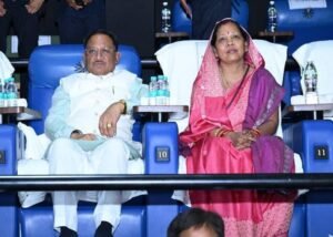मल्टीप्लेक्स सिनेमा में हनुमान अंश फिल्म देखी मुख्यमंत्री. राज्यपाल एवं विधानसभा अध्यक्ष ने. सीएम ने फिल्म को छत्तीसगढ़ में टैक्स फ्री करने की घोषणा करी मल्टीप्लेक्स सिनेमा में हनुमान अंश फिल्म देखी मुख्यमंत्री. राज्यपाल एवं विधानसभा अध्यक्ष ने. सीएम ने फिल्म को छत्तीसगढ़ में टैक्स फ्री करने की घोषणा करी kshititech