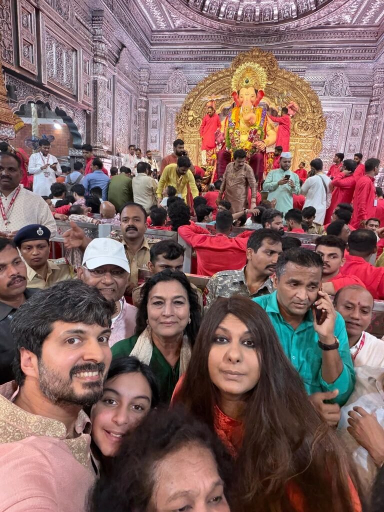 वेदांता ग्रुप के संस्थापक अनिल अग्रवाल ने कहा- मन को भा गई गणेश उत्सव की धूम. गणेश उत्सव की पुरानी यादें ताजा की अनिल जी ने. गणपति बप्पा मोरया kshititech