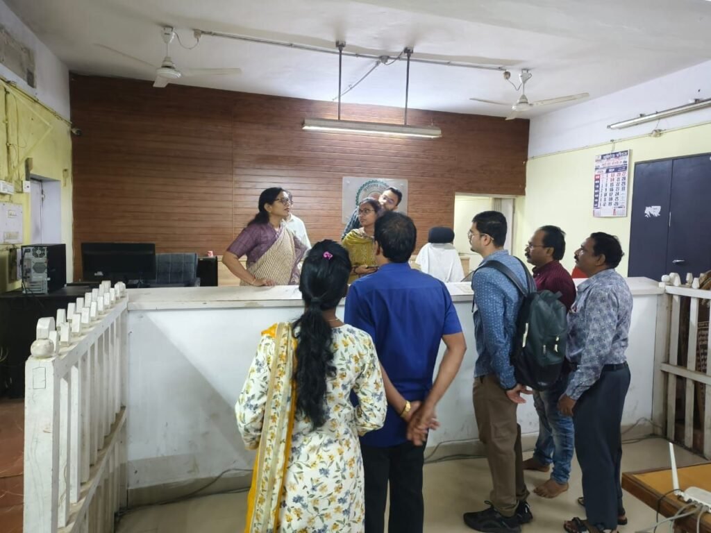 शक्ति जिले में  आश्रम छात्रावासों की अव्यवस्था से नाराज हुई कलेक्टर. विभागीय अधिकारियों को दिए सख्त निर्देश। कलेक्टर मैडम ने 3 सितंबर को जिला मुख्यालय शक्ति के जनपद। तहसील। नगर पालिका का किया औचक निरीक्षण। कृषि अधिकारियों की बैठक लेकर दिए आवश्यक निर्देश kshititech