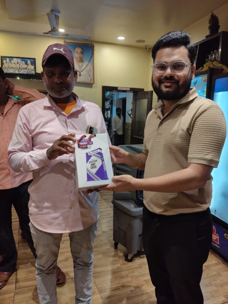 शक्ति के बालाजी ट्रेडर्स ने किया ड्यूरागार्ड माइक्रोफाइबर सीमेंट की कांट्रेक्टर मीट का आयोजन.16 सितंबर को आयोजित मीट में सीमेंट की गुणवत्ता को लेकर दी गई जानकारी. संचालक मयंक अग्रवाल ने कहा-ड्यूरागार्ड सीमेंट सरकारी तथा निजी निर्माण कार्यों में हो रही सर्वाधिक उपयोग kshititech