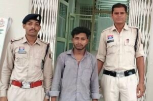 नाबालिक लड़की से बलात्कार करने वाले बलात्कारी को पुलिस में पहुंचाया हवालात. लड़की को शादी का झांसा देकर किया था बलात्कार. मामला शक्ति जिले के पुलिस थाना चंद्रपुर का kshititech