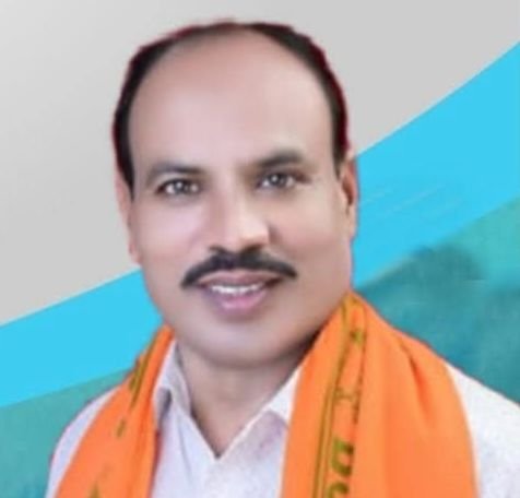 डभरा मंडल की कमान सोनसाय देवांगन को. जिला भाजपा ने संगठन प्रभारी बनाया सोनसाय को. जिले के सक्रिय नेताओं में है इनकी पहचान. सोनसाय ने कहा- 2028 के चुनाव में विधानसभा की सीट को जीतना ही हमारा लक्ष्य. डभरा मंडल के संगठन को मिलेगी अब नई ताकत kshititech