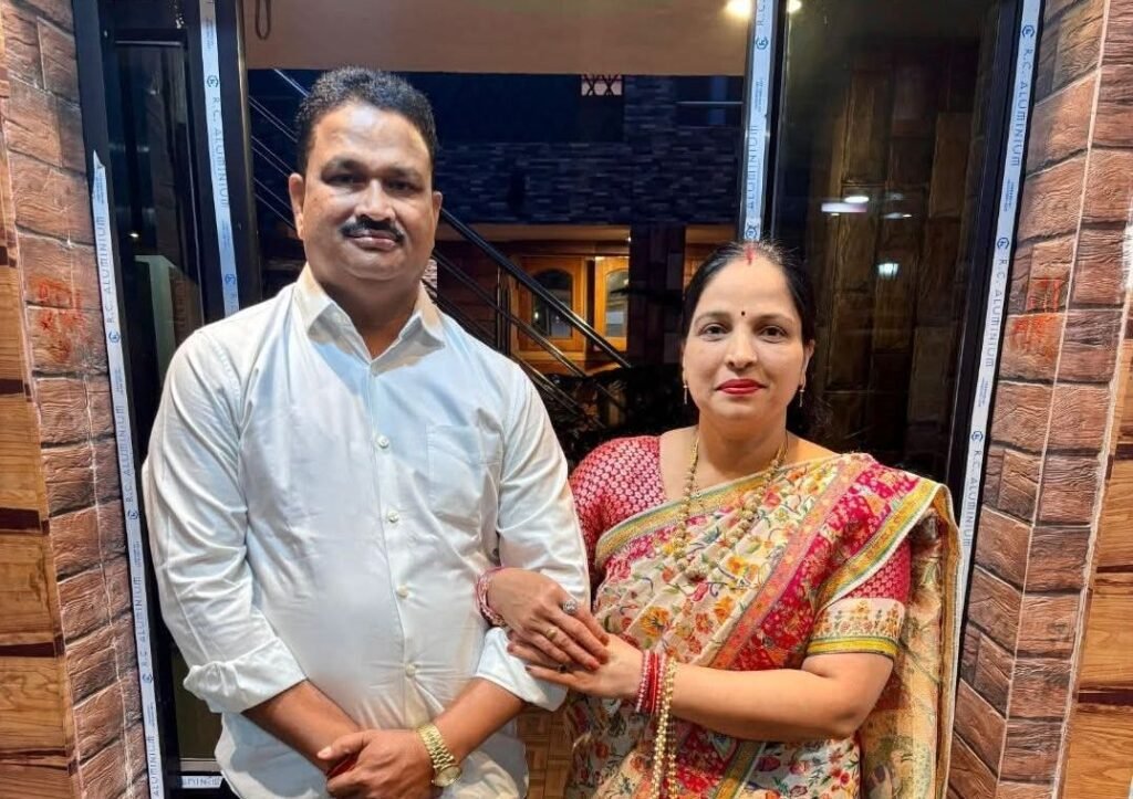 शक्ति जिले की गौरव-साक्षी राठौर का छत्तीसगढ़ हाई कोर्ट में जूनियर ज्यूडिशल अस्सिटेंट के पद पर हुआ चयन.दूरपा निवासी लोचन राठौर की मेधावी बिटिया है साक्षी ल.राठौर समाज सहित विभिन्न संगठनों ने दी बधाई. न्यायिक सेवा में जाने के लिए साक्षी प्रारंभ से ही कर रही थी कड़ी मेहनत शक्ति जिले की गौरव-साक्षी राठौर का छत्तीसगढ़ हाई कोर्ट में जूनियर ज्यूडिशल अस्सिटेंट के पद पर हुआ चयन.दूरपा निवासी लोचन राठौर की मेधावी बिटिया है साक्षी ल.राठौर समाज सहित विभिन्न संगठनों ने दी बधाई. न्यायिक सेवा में जाने के लिए साक्षी प्रारंभ से ही कर रही थी कड़ी मेहनत kshititech