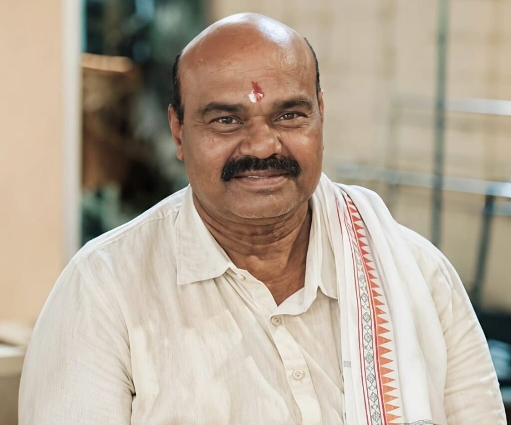 जांजगीर-चांपा विधानसभा के विधायक जी की सक्रियता से क्षेत्र में 12 नए विकास कार्यों को मिली स्वीकृति. जनता ने किया विधायक व्यास कश्यप का धन्यवाद. वीबीजीरामजी योजना के तहत होंगे करोड़ों रुपए के काम kshititech