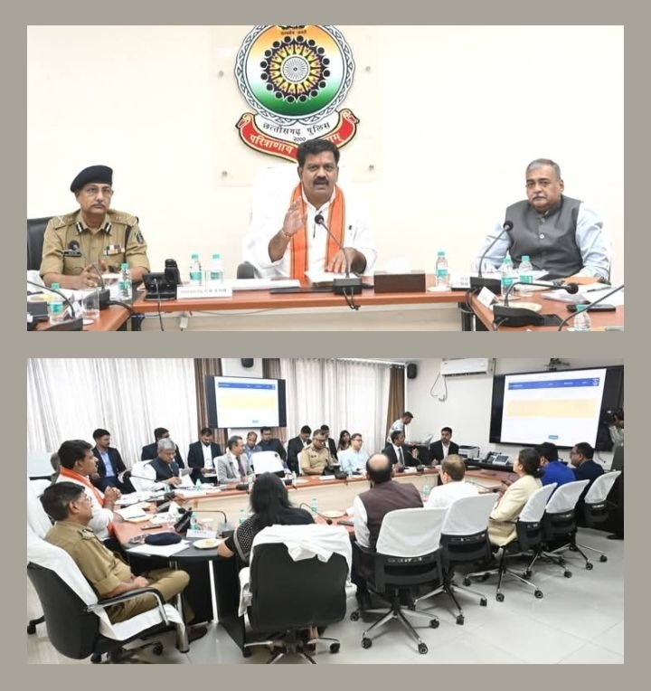छत्तीसगढ़ के गृहमंत्री विजय शर्मा ने कहा-नवीन आपराधिक कानूनों के क्रियान्वयन में तेजी लाएं. पुलिस मुख्यालय में पुलिस अधिकारियों की बैठक ली गृहमंत्री जी ने. श्री शर्मा ने कहा- सुशासन वाली सरकार का यही है लक्ष्य की तकनीक और पारदर्शिता के साथ न्याय प्रक्रिया में आए तेजी kshititech