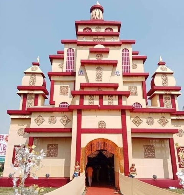 मुख्यमंत्री हो तो ऐसा-राज्य सरकार का बड़ा ऐलान- दुर्गा पंडालो को मिलेंगे एक-एक लाख रुपए और मुफ़्त बिजली. महाष्टमी पर होगा शराब पर पूर्ण प्रतिबंध। दुर्गा समितियो ने किया सीएम साहब का धन्यवाद kshititech