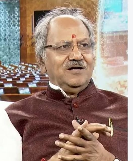 कल 19 सितंबर को आएंगे सांसद बृजमोहन अग्रवाल.नैला के बसईवाल परिवार। बम्नहीडीह के जयपुरिया परिवार एवं खरसिया के गर्ग परिवार में करेंगे कथा श्रवण.पूज्य संतों का लेंगे आशीर्वाद. शाम 5:00 बजे शक्ति से होकर खरसिया के लिए होंगे रवाना कल 19 सितंबर को आएंगे सांसद बृजमोहन अग्रवाल.नैला के बसईवाल परिवार। बम्नहीडीह के जयपुरिया परिवार एवं खरसिया के गर्ग परिवार में करेंगे कथा श्रवण.पूज्य संतों का लेंगे आशीर्वाद. शाम 5:00 बजे शक्ति से होकर खरसिया के लिए होंगे रवाना kshititech