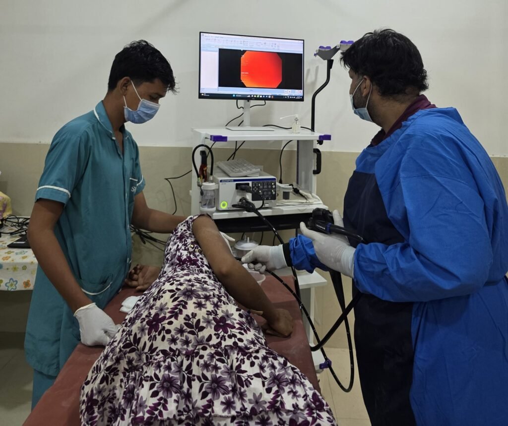 जिला मुख्यालय शक्ति के हरी हॉस्पिटल में एंडोस्कोपी की सुविधा प्रारंभ. प्रसिद्ध सर्जन डॉ राहुल अग्रवाल ने करी पहली एंडोस्कोपी. मरीजो को बाहर जाने की नहीं होगी आवश्यकता. कैंसर की भी जांच की सुविधा शक्ति में है उपलब्ध जिला मुख्यालय शक्ति के हरी हॉस्पिटल में एंडोस्कोपी की सुविधा प्रारंभ. प्रसिद्ध सर्जन डॉ राहुल अग्रवाल ने करी पहली एंडोस्कोपी. मरीजो को बाहर जाने की नहीं होगी आवश्यकता. कैंसर की भी जांच की सुविधा शक्ति में है उपलब्ध kshititech