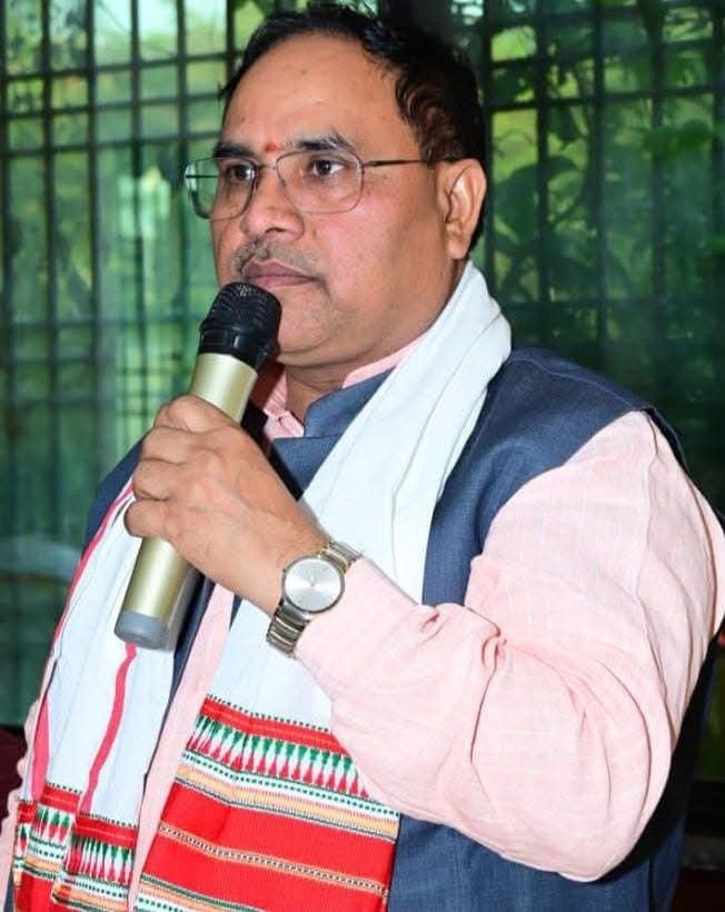 दीनदयाल जी की जन्म स्थली से प्रचारक के रूप में कार्य प्रारंभ किया है छत्तीसगढ़ के नए संगठन महामंत्री कर्मवीर सिंह ने. पवन साय की जगह लेंगे कर्मवीर सिंह. 29 वर्षों तक यूपी में संगठन के काम का है लंबा अनुभव. नए संगठन महामंत्री के आने से प्रदेश के पार्टी कार्यकर्ताओं में उत्साह दीनदयाल जी की जन्म स्थली से प्रचारक के रूप में कार्य प्रारंभ किया है छत्तीसगढ़ के नए संगठन महामंत्री कर्मवीर सिंह ने. पवन साय की जगह लेंगे कर्मवीर सिंह. 29 वर्षों तक यूपी में संगठन के काम का है लंबा अनुभव. नए संगठन महामंत्री के आने से प्रदेश के पार्टी कार्यकर्ताओं में उत्साह kshititech