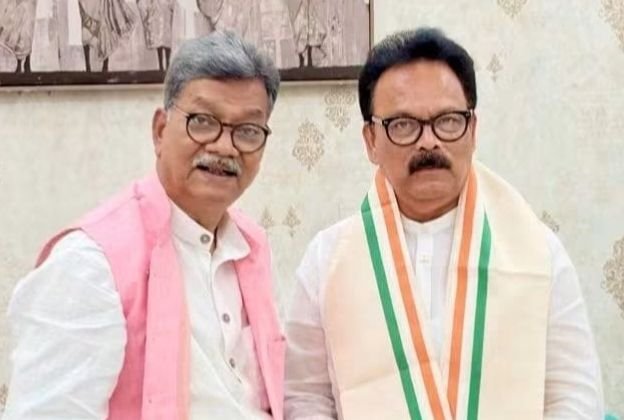 27 सितंबर को नेता प्रतिपक्ष महंत के रायपुर स्थित निवास पर होगी कांग्रेस विधायक दल की बैठक. महंत जी के विधायक प्रतिनिधि एडवोकेट गिरधर जायसवाल ने दी जानकारी. नवनियुक्त प्रदेश प्रभारी सुखदेव भगत भी रहेंगे मौजूद kshititech