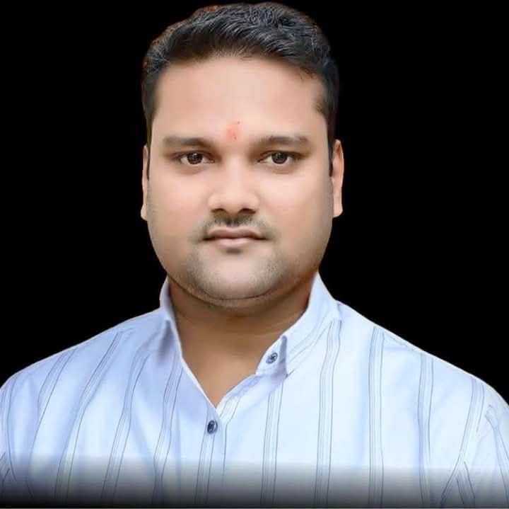 शक्ति के अंकित अग्रवाल को मिली बड़ी जिम्मेदारी- अग्रवाल युवा सम्मेलन के शक्ति जिले के अध्यक्ष बनाए गए अंकित. अंकित ने कहा- पूर्ण निष्ठा के साथ करूंगा दायित्वो का निर्वहन. सामाजिक क्षेत्र में सक्रियता एवं सजगता के लिए पूरे प्रदेश में जाने जाते हैं अंकित अग्रवाल kshititech