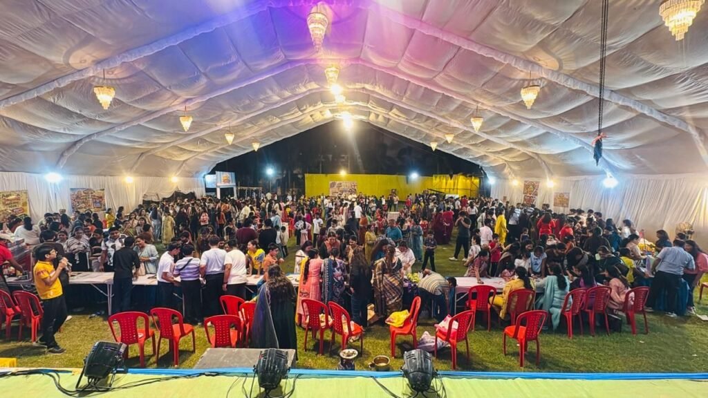 ऐतिहासिक रहा शक्ति में अग्र समाज द्वारा आयोजित आनंद मेला- 4 अक्टूबर को शुभम ग्रीन्स में स्वादिष्ट व्यंजनों के साथ मजेदार गेम्स मनोरंजन एवं बच्चों के लिए रहा खास आकर्षण।घंटों तक आनंद मेले का आनंद लिया समाज बंधुओ में kshititech