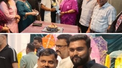 शक्ति के भाजपा नेता सुरेश कृपलानी के जन्मदिन पर सांसद कमलेश जांगड़े. नगर पालिका अध्यक्ष श्यामसुंदर अग्रवाल. पूर्व अध्यक्ष नरेश गेवाडीन.जिला पंचायत सदस्य आयुष शर्मा ने दी बधाई. 2 अक्टूबर की शाम शहर के प्रसिद्ध पापा ढाबा में आयोजित था जन्मदिन का कार्यक्रम kshititech