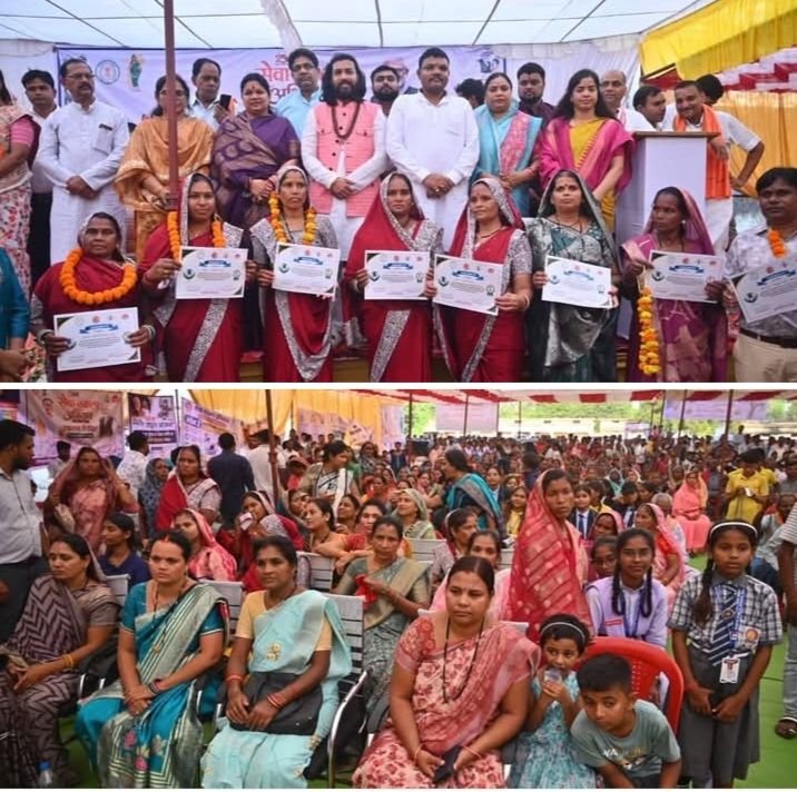 शक्ति जिले के सेवा संकल्प अभियान में पहुंचे प्रभारी मंत्री गुरु खुशवंत साहेब एवं सांसद कमलेश जांगड़े. नागरिकों की मांग पर प्रभारी मंत्री ने करी नए विकास कार्यों की घोषणाएं. जिले की कलेक्टर जय श्री जैन एवं नोडल अधिकारी वासु जैन भी रहे मौजूद. सांसद कमलेश जांगड़े ने कहा- सरकार आई है आपके द्वार kshititech