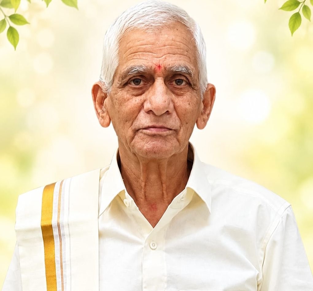 प्रेस क्लब अध्यक्ष मनोज यादव को पितृ शोक. पिता माधव लाल यादव का हुआ निधन. आज 4 अक्टूबर को सुबह 10:00 बजे शक्ति में होगा अंतिम संस्कार. एसबीआई शक्ति के सेवानिवृत कर्मचारी थे माधव लाल जी. प्रेस क्लब सहित पत्रकार संगठनों एवं यादव समाज ने भी दी श्रद्धांजलि kshititech