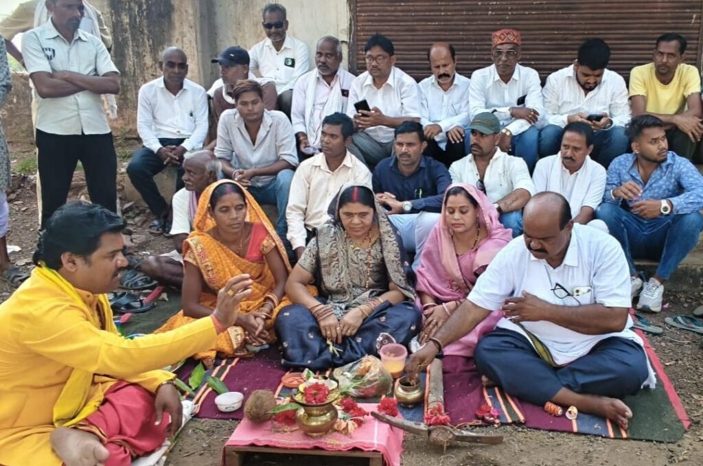 विधायक जी ने अपनी निधि से लाखों रुपए के नए विकास कार्यों के लिए दी स्वीकृति- जांजगीर-चांपा के विधायक ब्यास कश्यप ने पोड़ी, गिद्धा और धाराशिव में विकास कार्यों का किया भूमिपूजन. विधायक जी ने कहा- क्षेत्र का विकास ही मेरी पहली प्राथमिकता kshititech