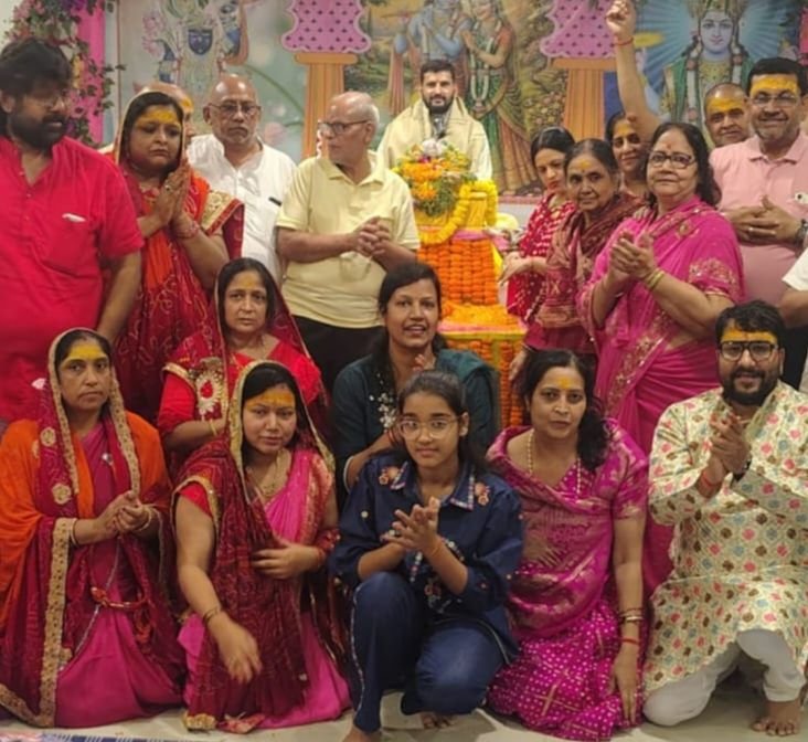 राधे कृष्ण की आराधना में डूबा बंसल परिवार-श्री गया जी में चल रही बंसल परिवार (बोहर वाले) शक्ति की श्रीमद् भागवत कथा में आज होगा रुक्मणी मंगल का प्रसंग. श्री विष्णु पथ मंदिर में आज सप्तमी और अष्टमी तिथि पर परिवार जनों ने किया पिंडदान. शक्ति के प्रतिष्ठित केदारनाथ बृजलाल एवं केदारनाथ महादेव प्रसाद द्वारा करवाया जा रहा है कथा का आयोजन kshititech